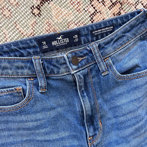 Hollister Ultra High Rise Mom Jeans 28 6 Medium Dark Wash Women's Distressed - Picture 5 of 5
